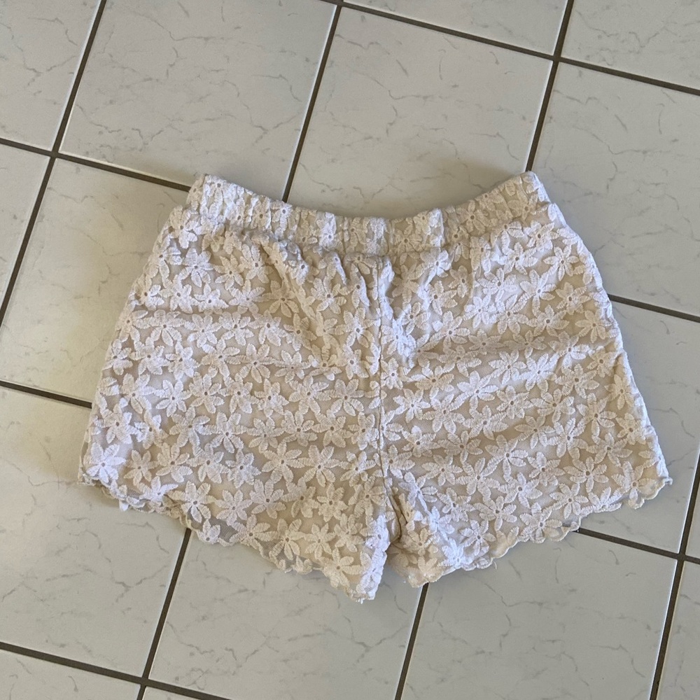 cream lace shorts